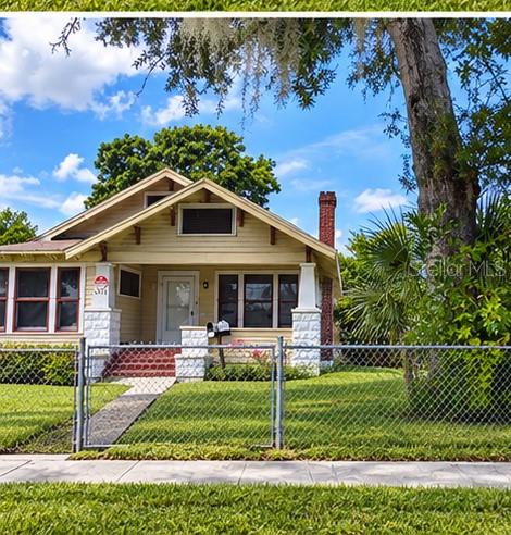 Photo of 1511 19th Ave Avenue S, St Petersburg, FL 33705 (MLS # TB8557993)