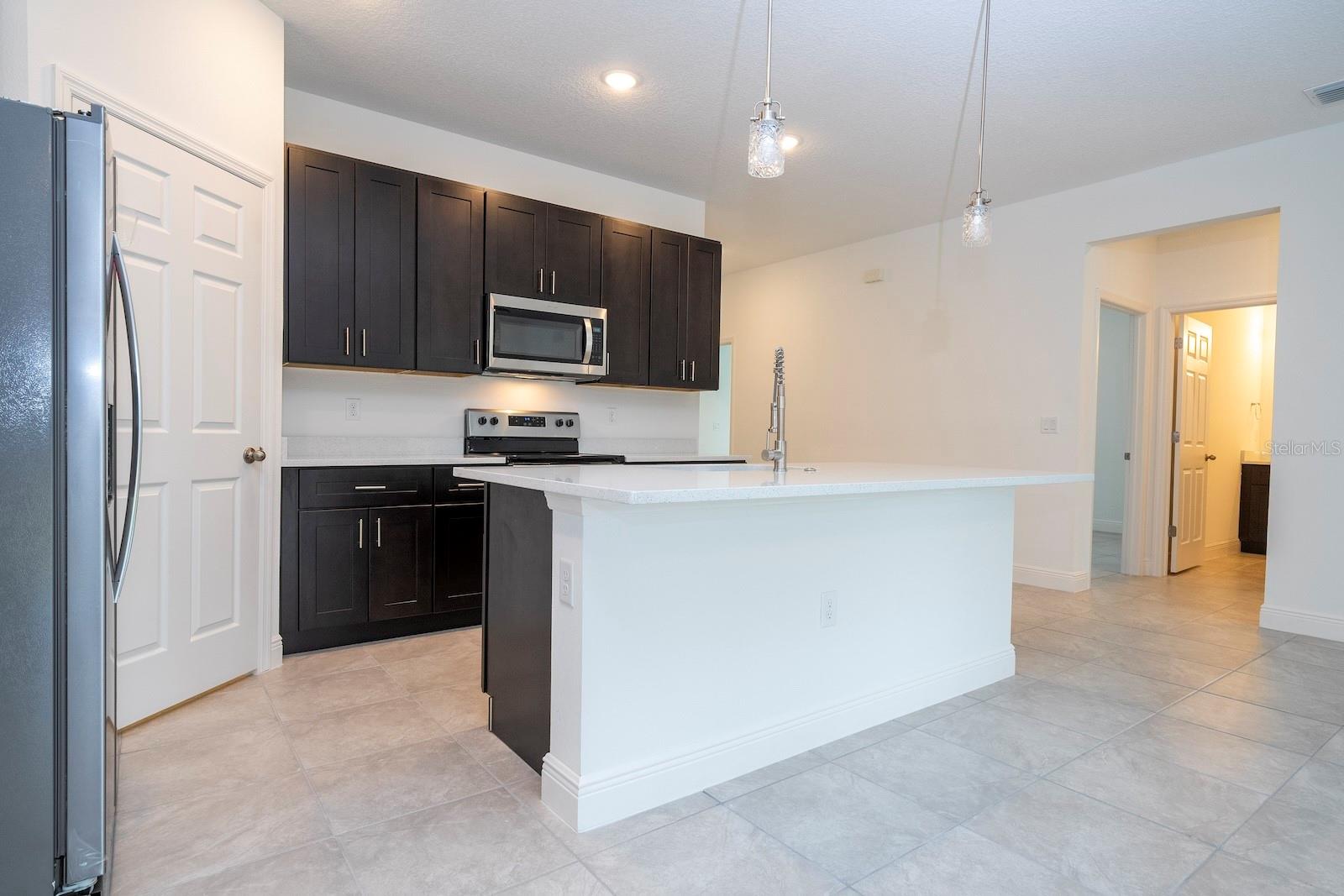 MARION OAKS - Residential