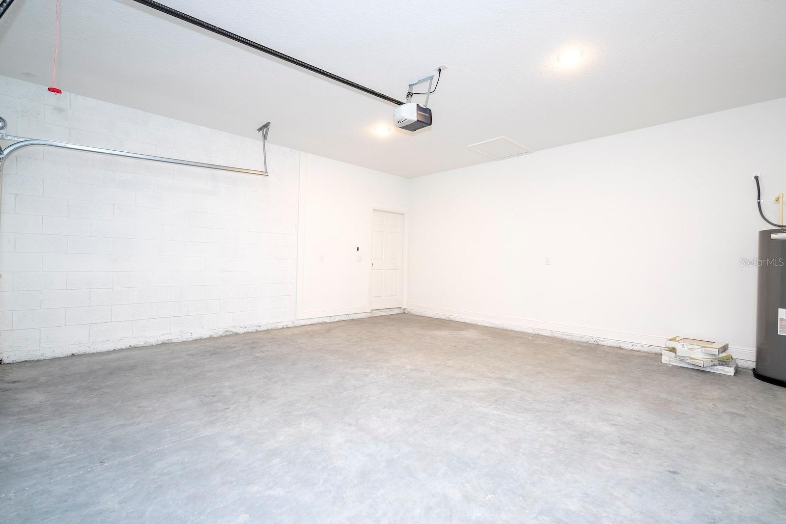 MARION OAKS - Residential