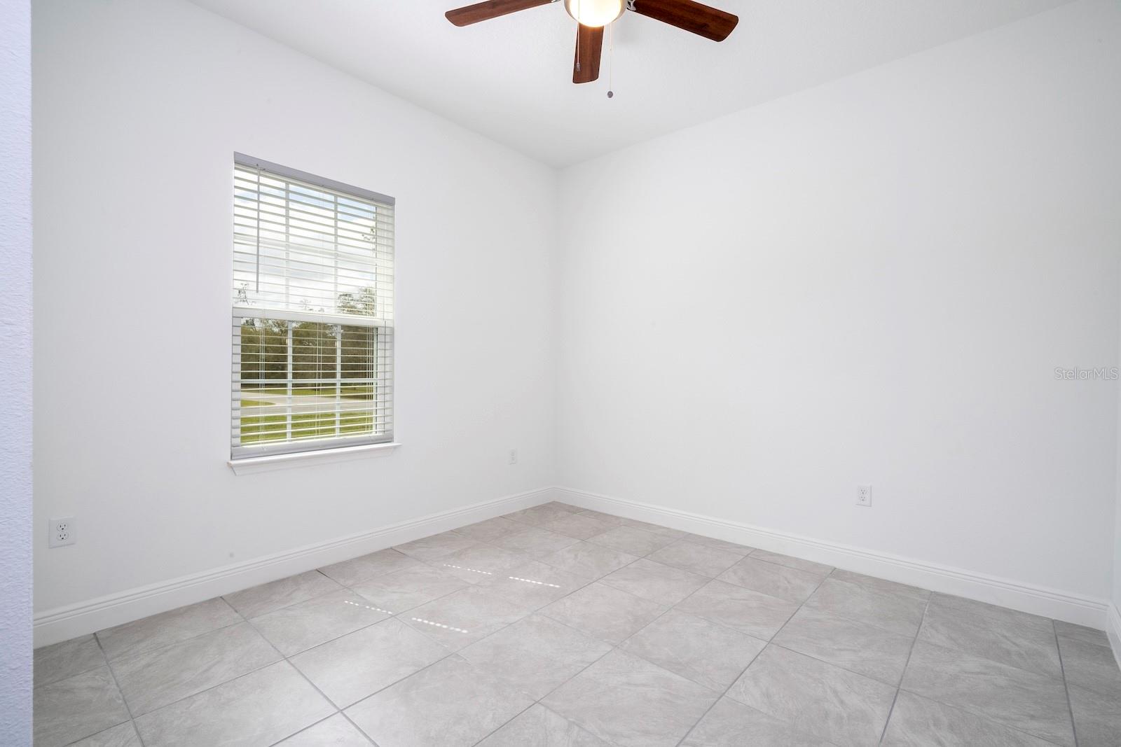 MARION OAKS - Residential