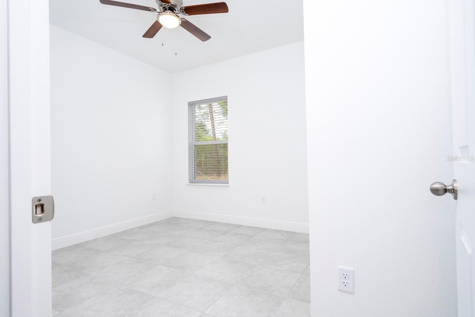 MARION OAKS - Residential