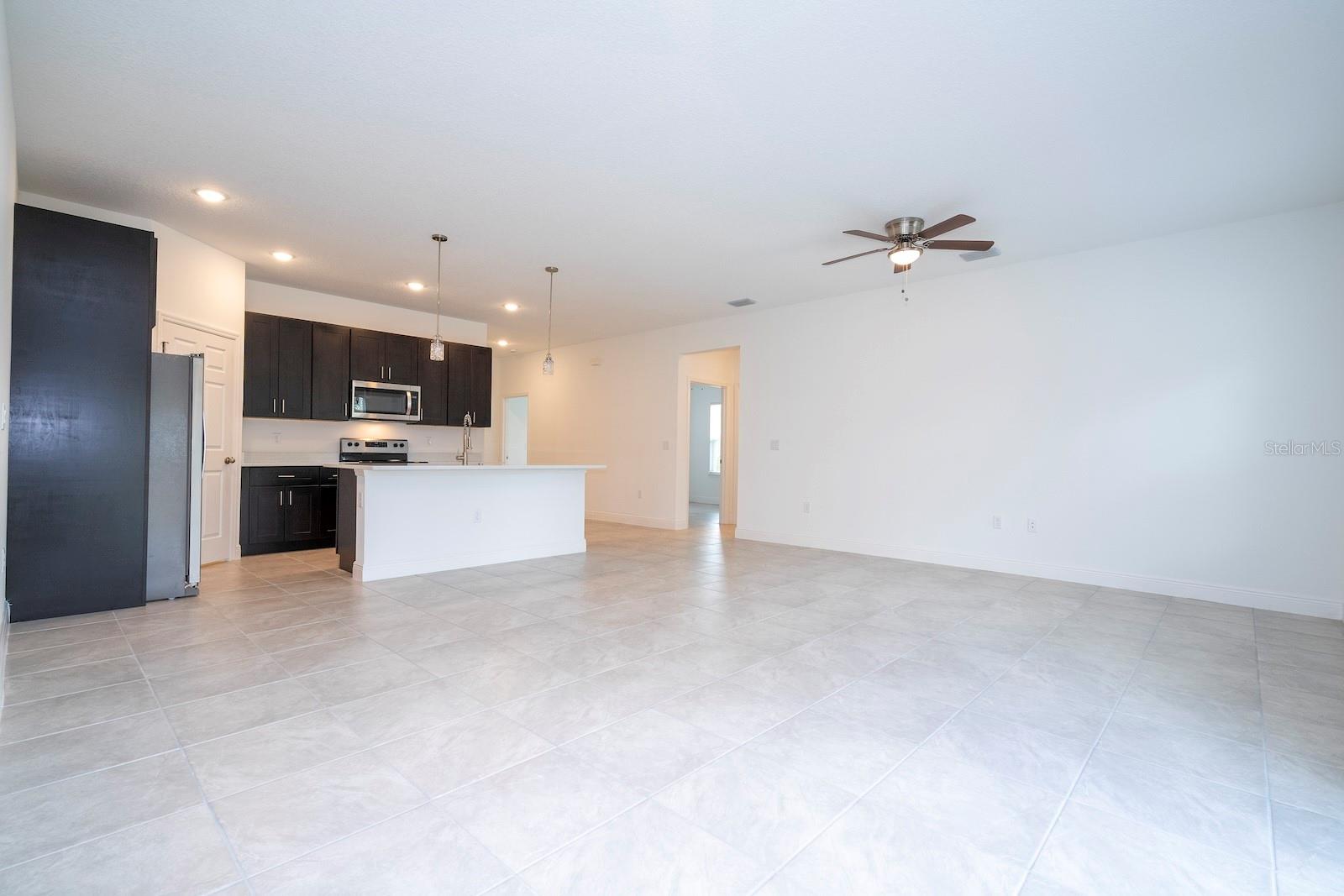MARION OAKS - Residential