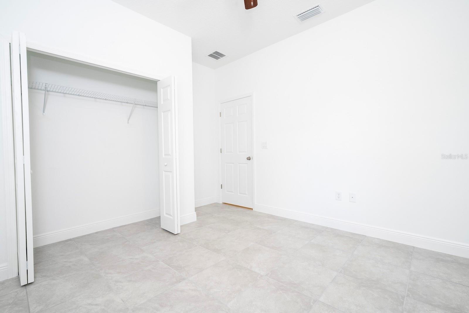 MARION OAKS - Residential