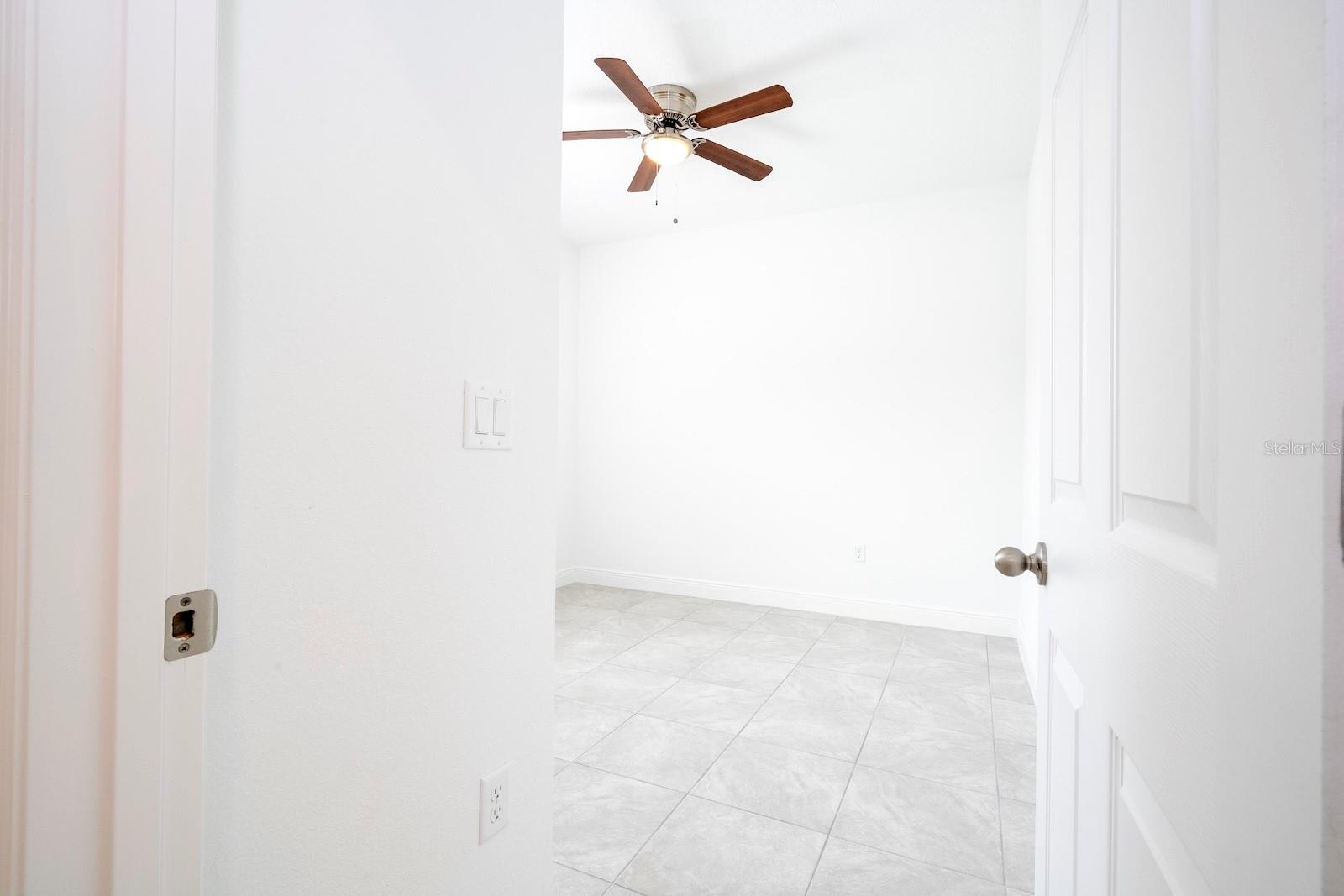 MARION OAKS - Residential