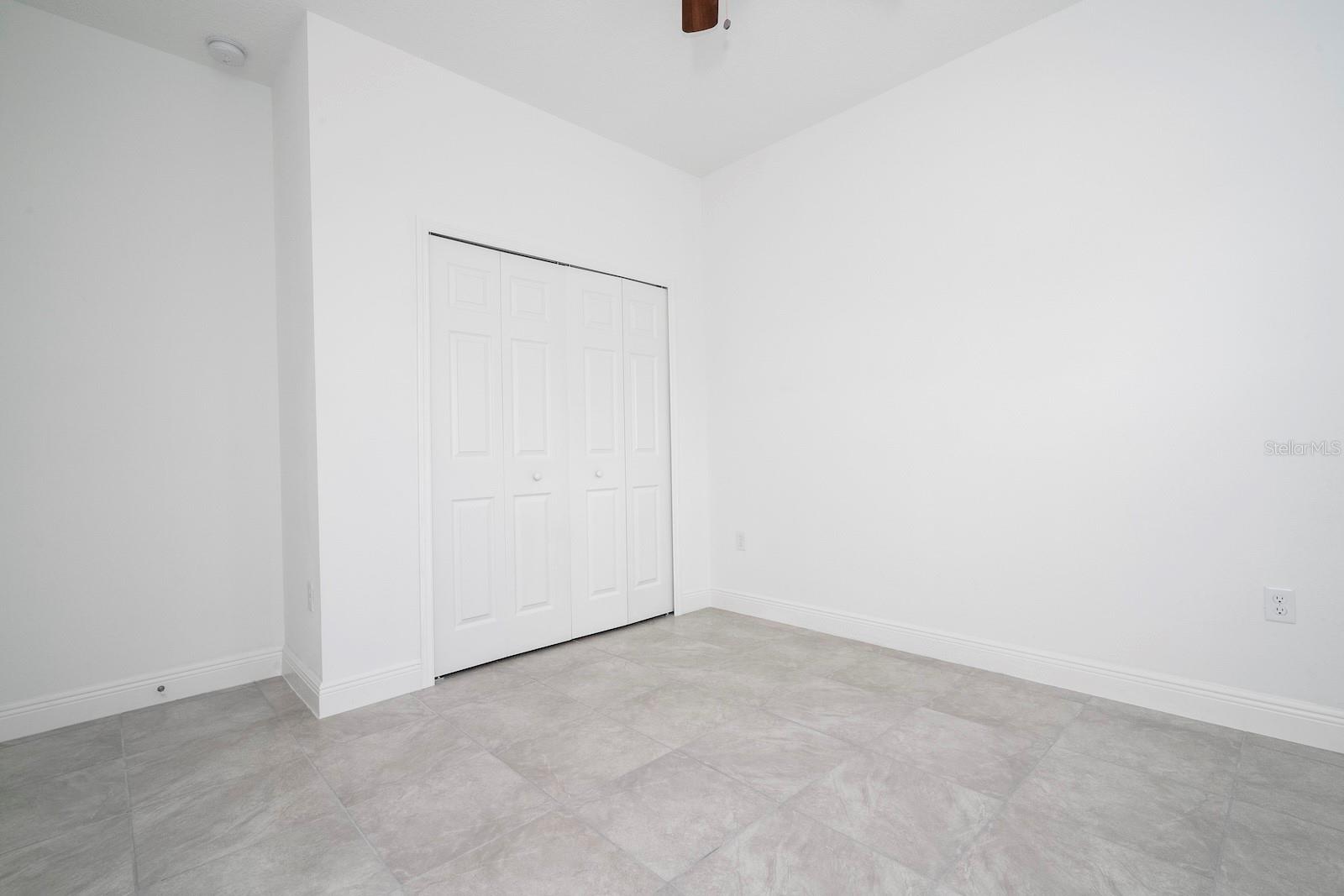 MARION OAKS - Residential