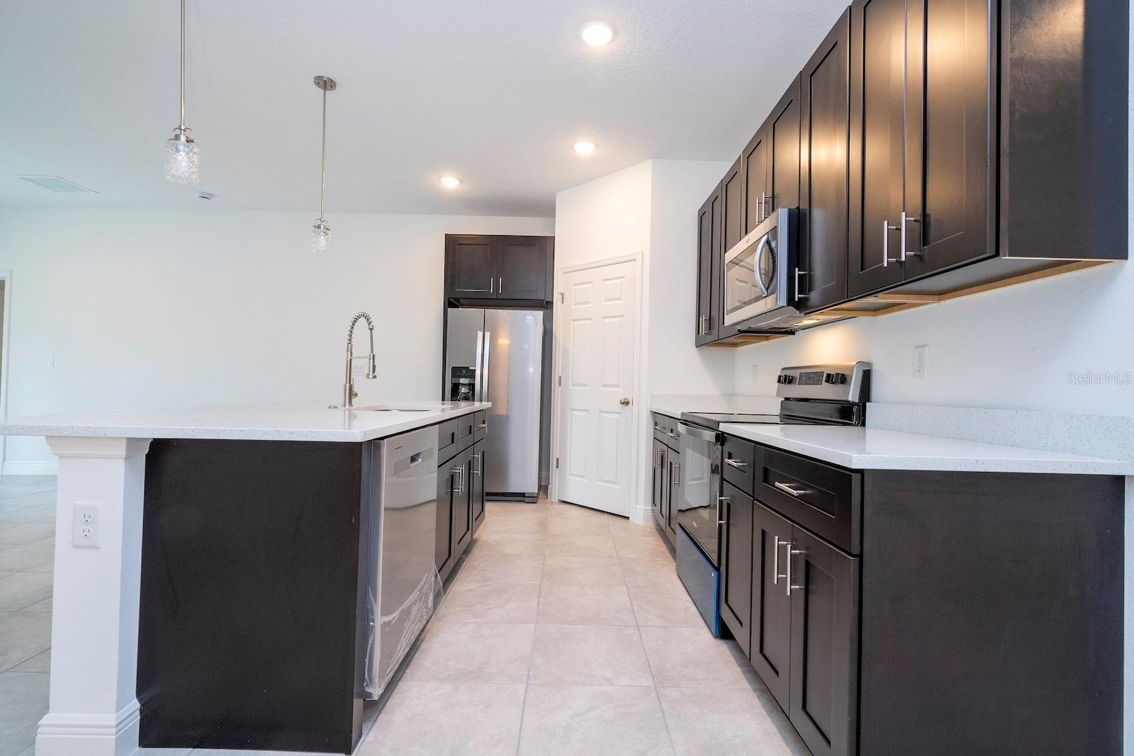 MARION OAKS - Residential