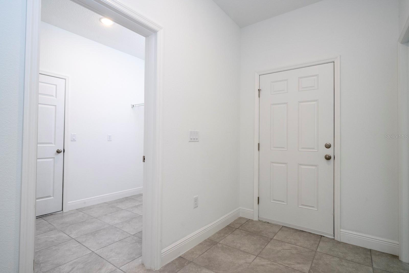 MARION OAKS - Residential