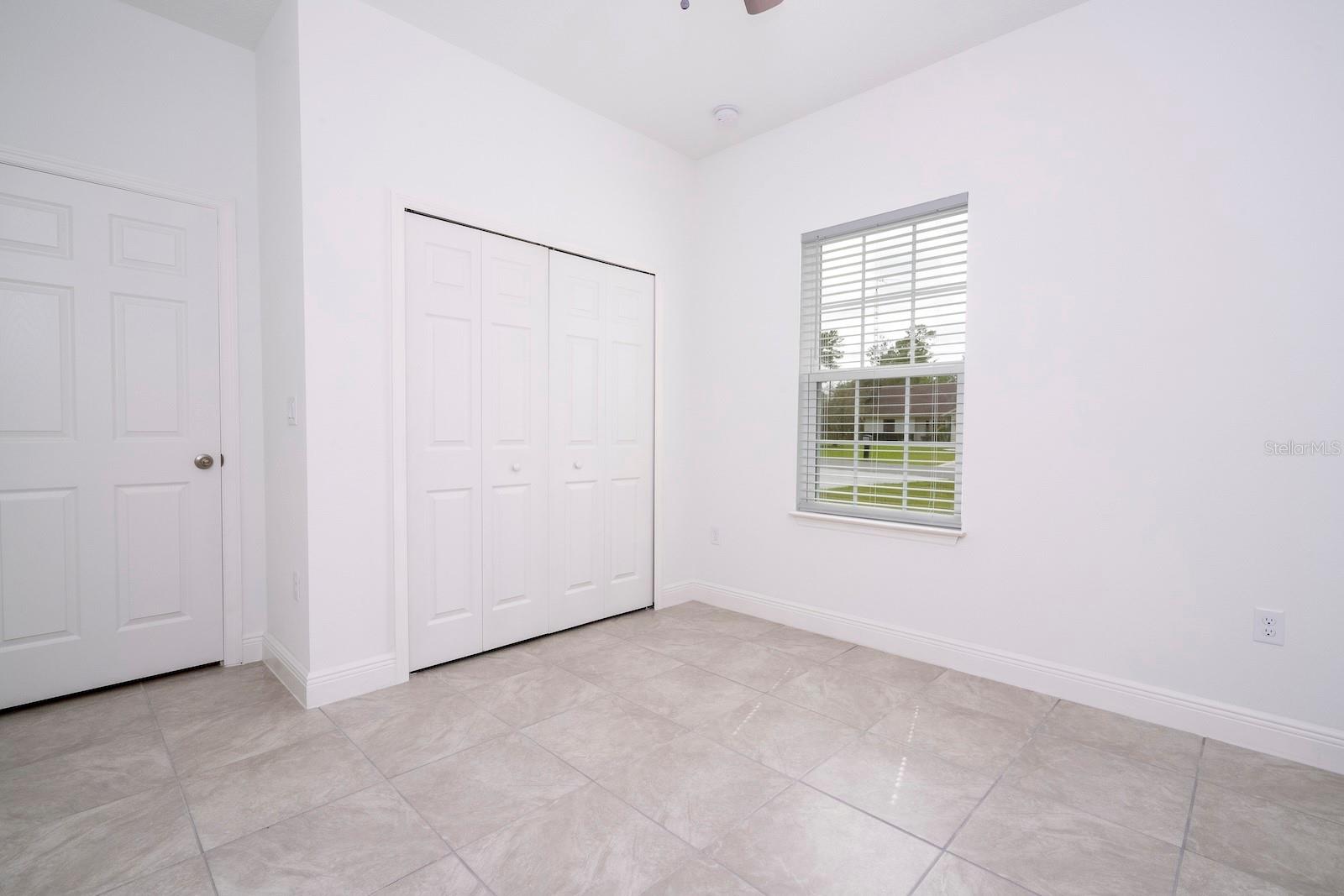 MARION OAKS - Residential