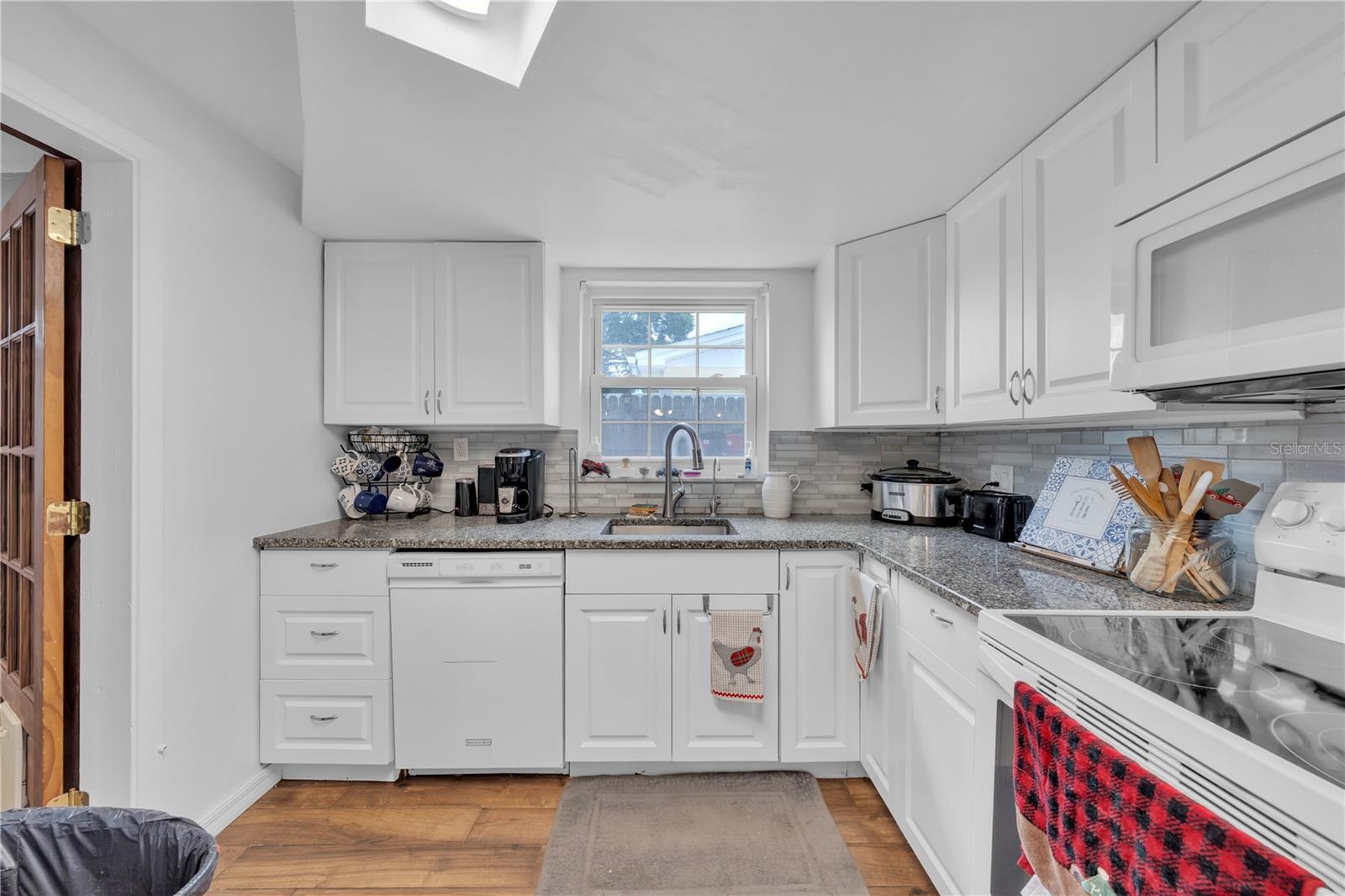 HOLIDAY LAKE ESTATES - Residential