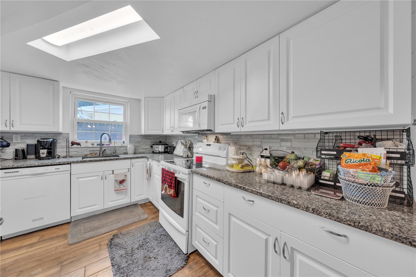 HOLIDAY LAKE ESTATES - Residential