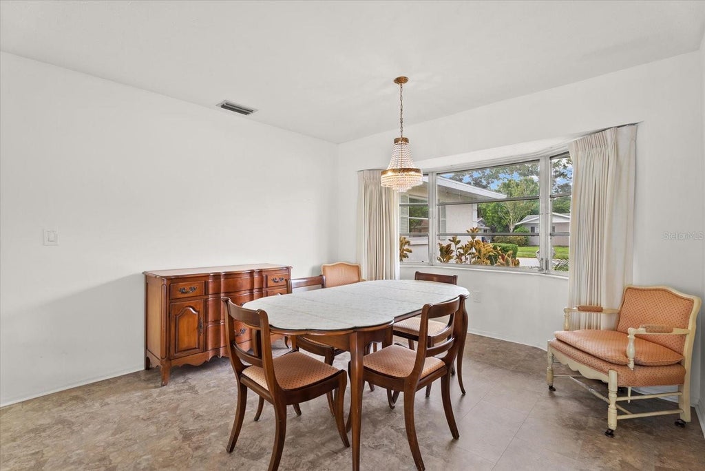 Photo of 3378 Kenmore Drive, Sarasota, FL 34231 (MLS # A4707091)