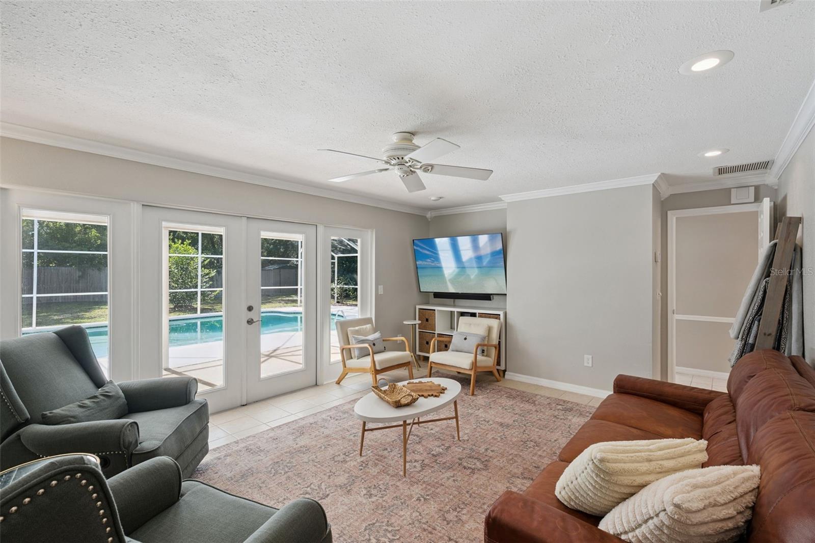 309 HICKORY DRIVE