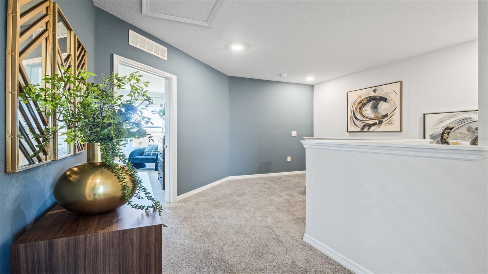 RIVERS EDGE - Residential