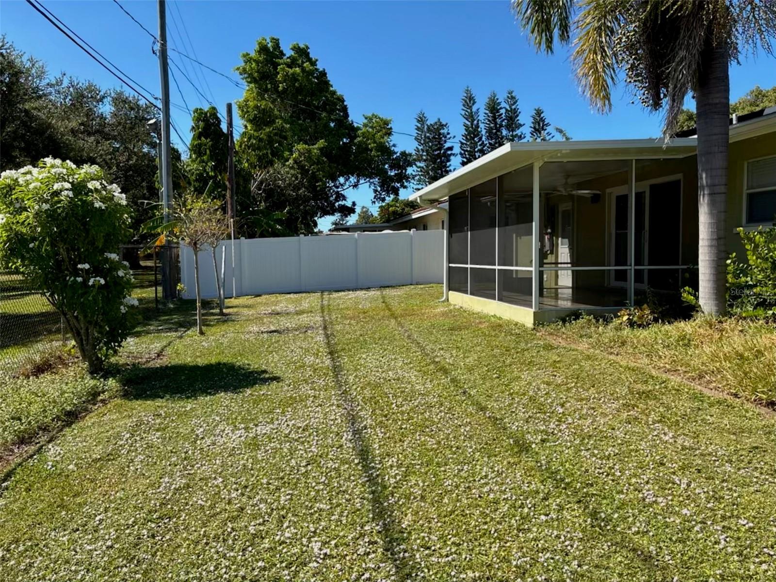 RIDGEWOOD GROVES - Residential Lease