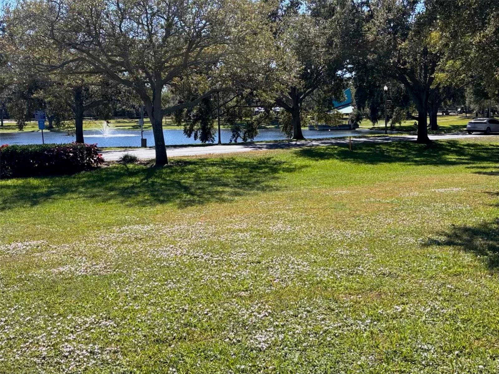 RIDGEWOOD GROVES - Residential Lease