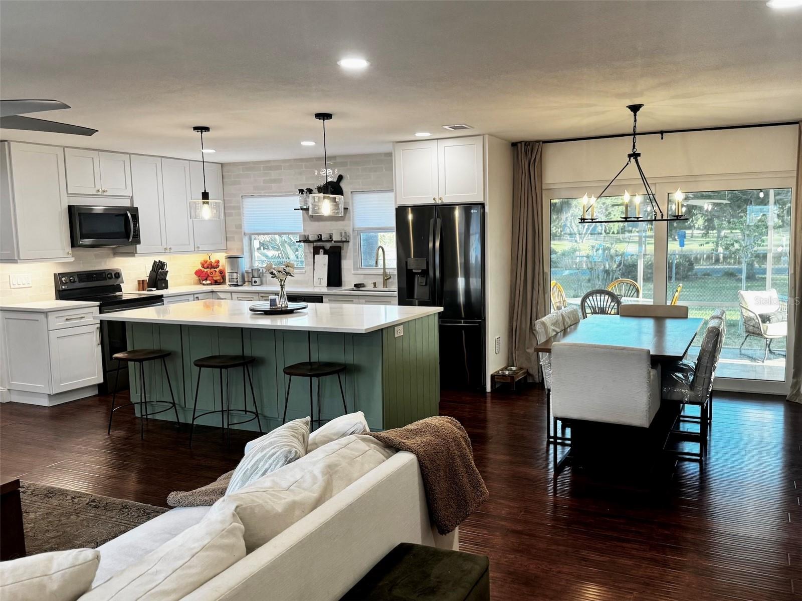 RIDGEWOOD GROVES - Residential Lease