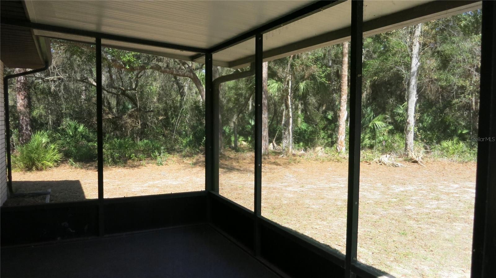 CRYSTAL PARK - Residential