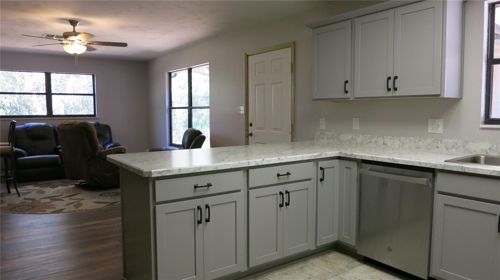 CRYSTAL PARK - Residential