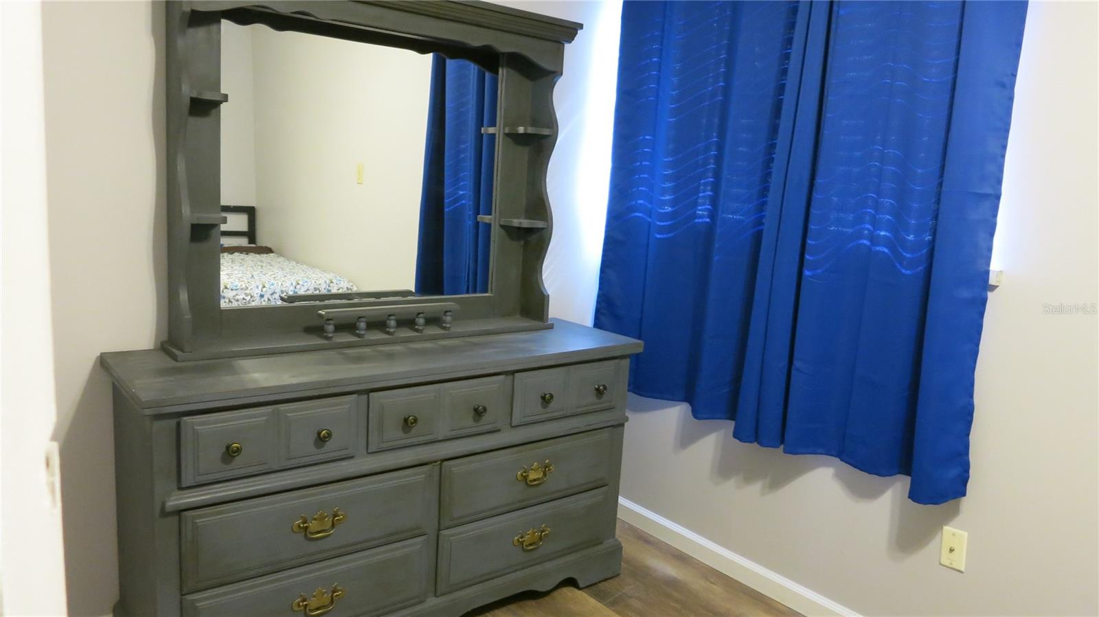 CRYSTAL PARK - Residential