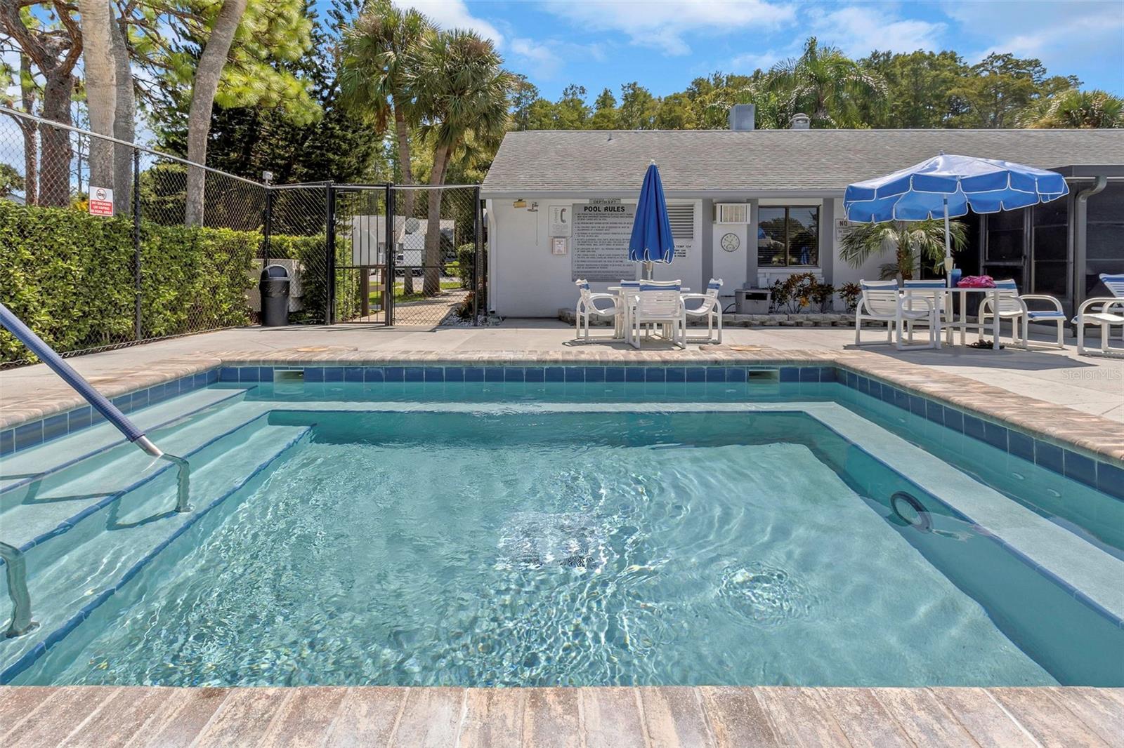 PINE RIDGE AT LAKE TARPON VILLAGE - Residential