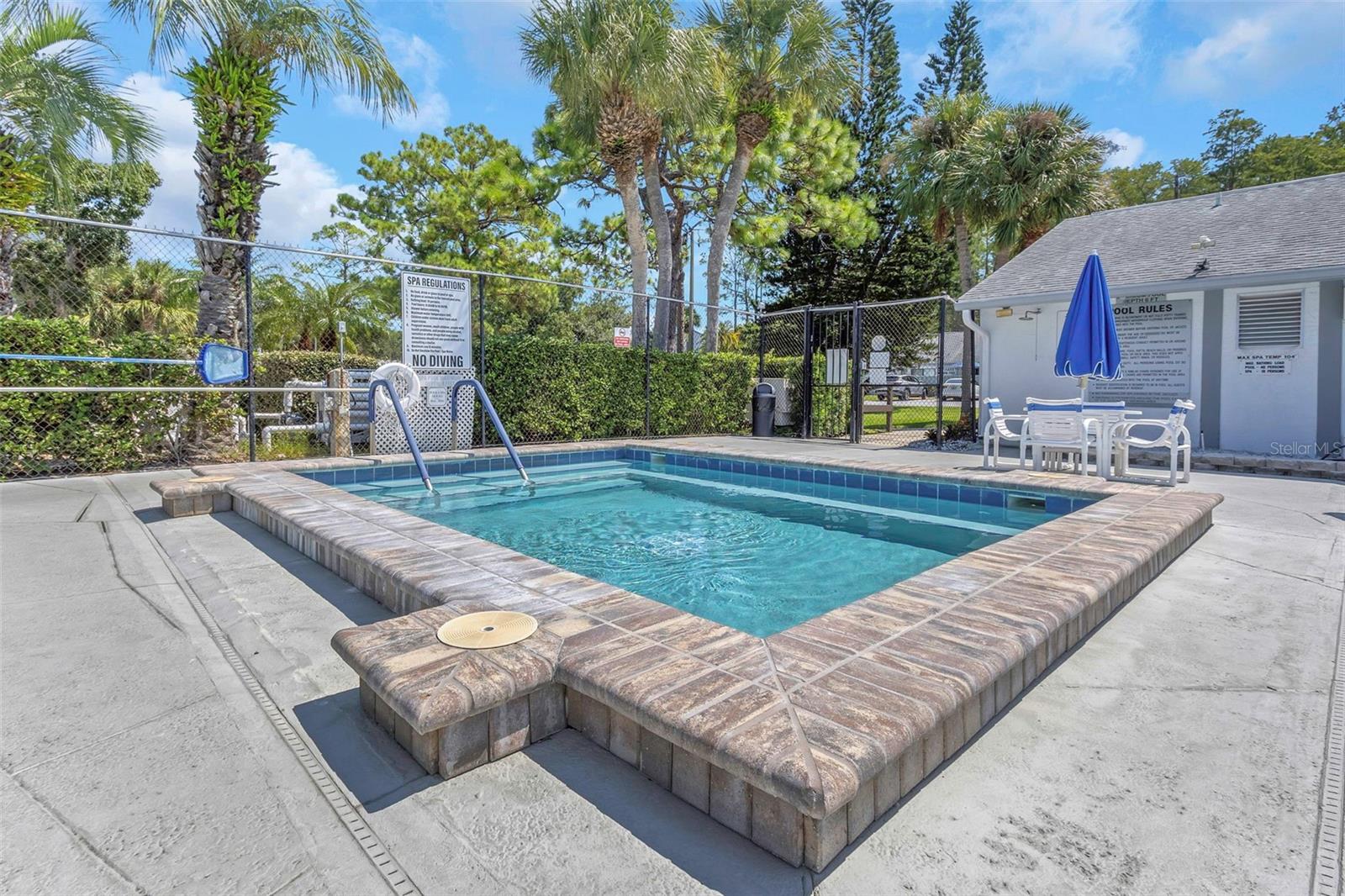 PINE RIDGE AT LAKE TARPON VILLAGE - Residential