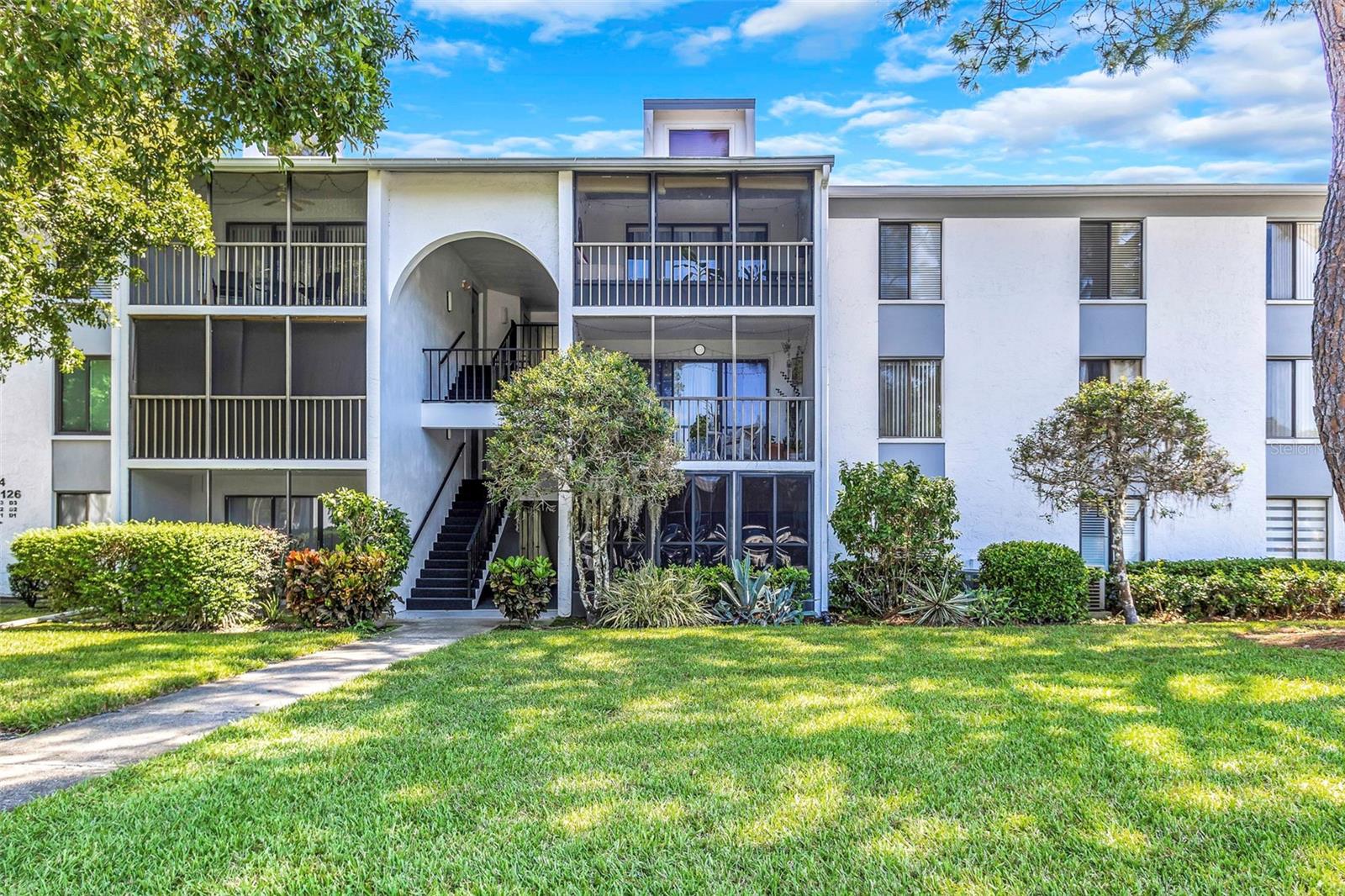 1344 PINE RIDGE CIRCLE E D2