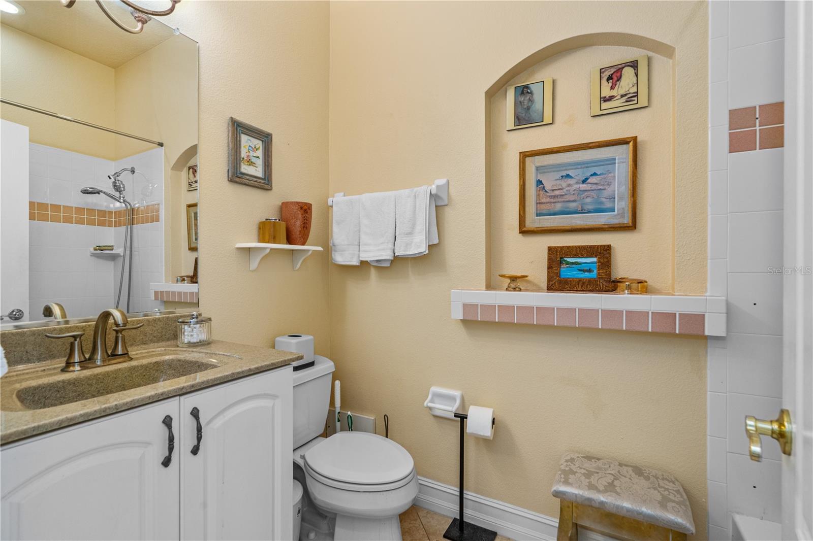 HALIFAX PLANTATION UNIT 02 SEC B LT 01 REP - Residential