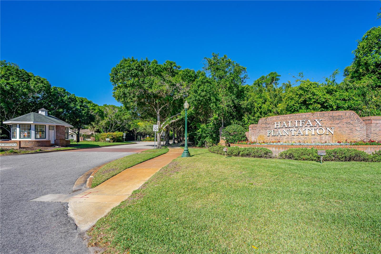 HALIFAX PLANTATION UNIT 02 SEC B LT 01 REP - Residential