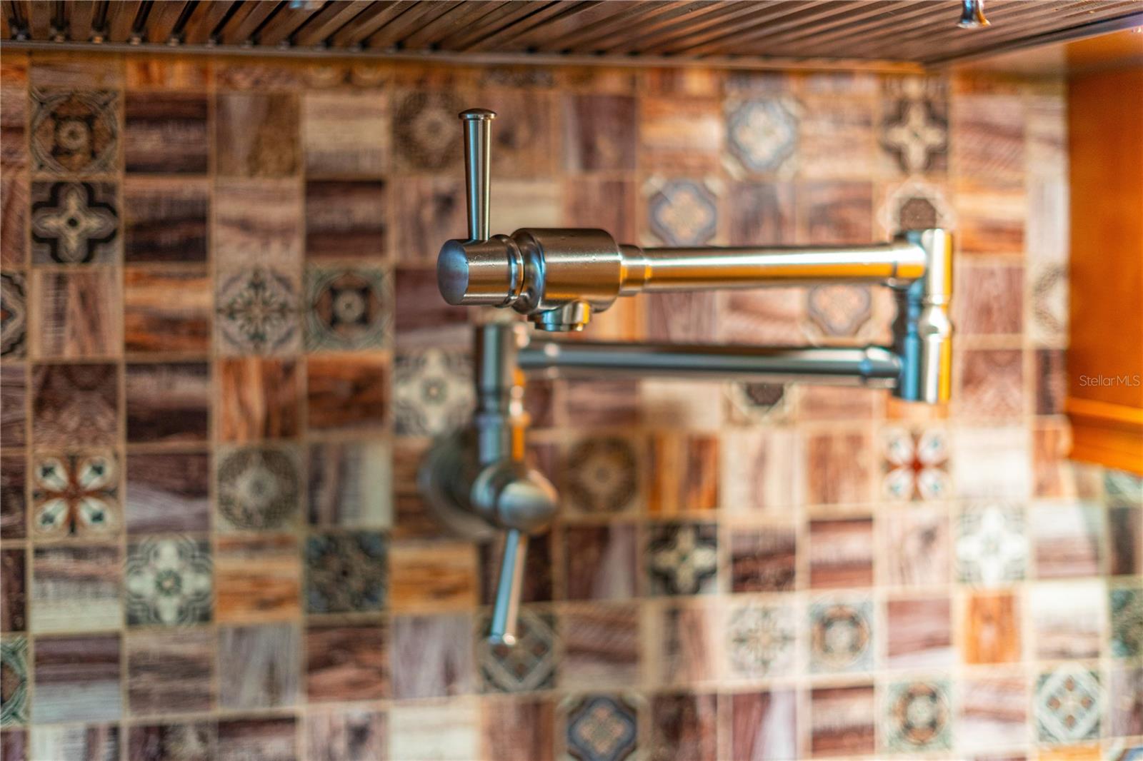 HALIFAX PLANTATION UNIT 02 SEC B LT 01 REP - Residential