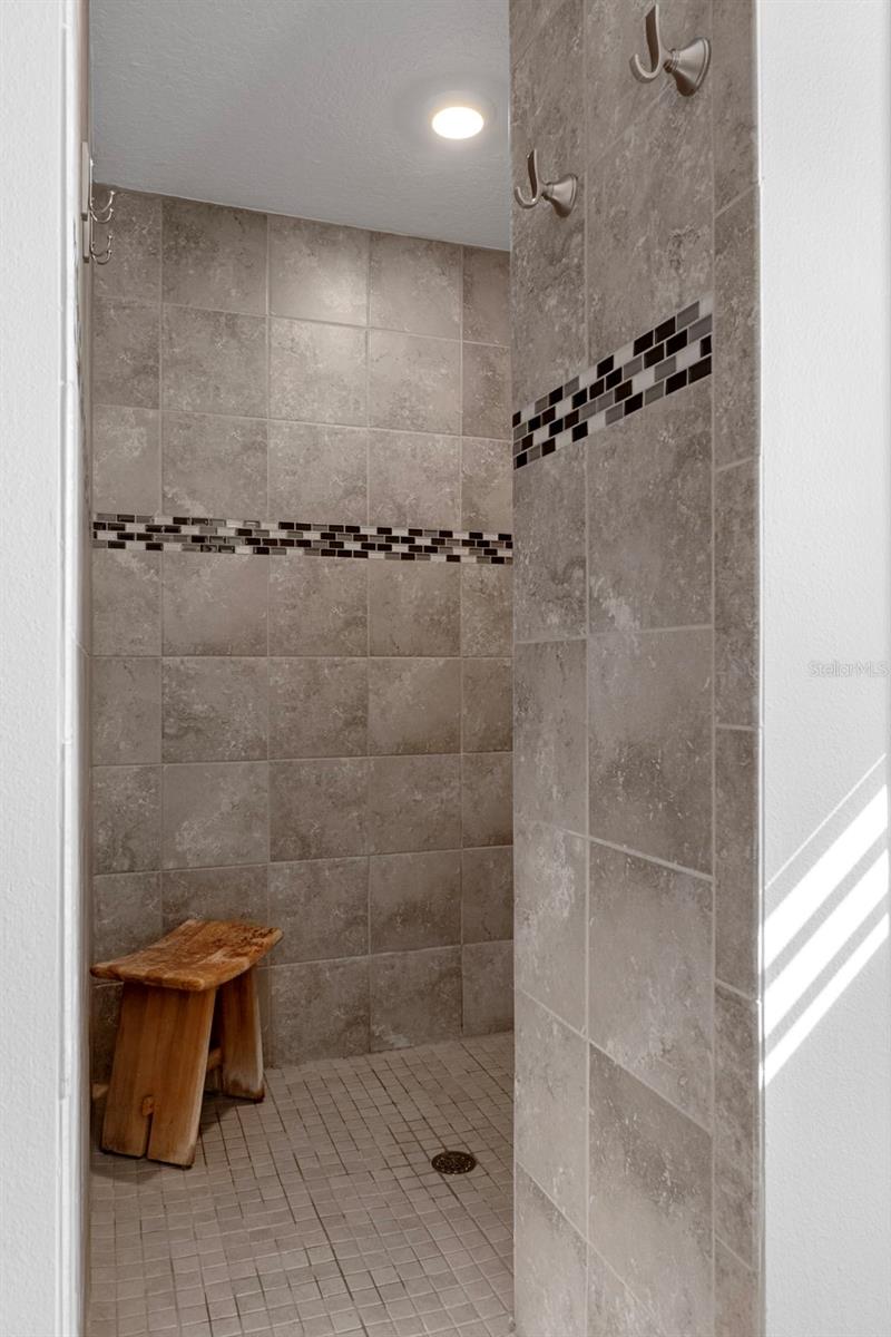 CANTERBURY LAKE ESTATES SECOND ADD - Residential