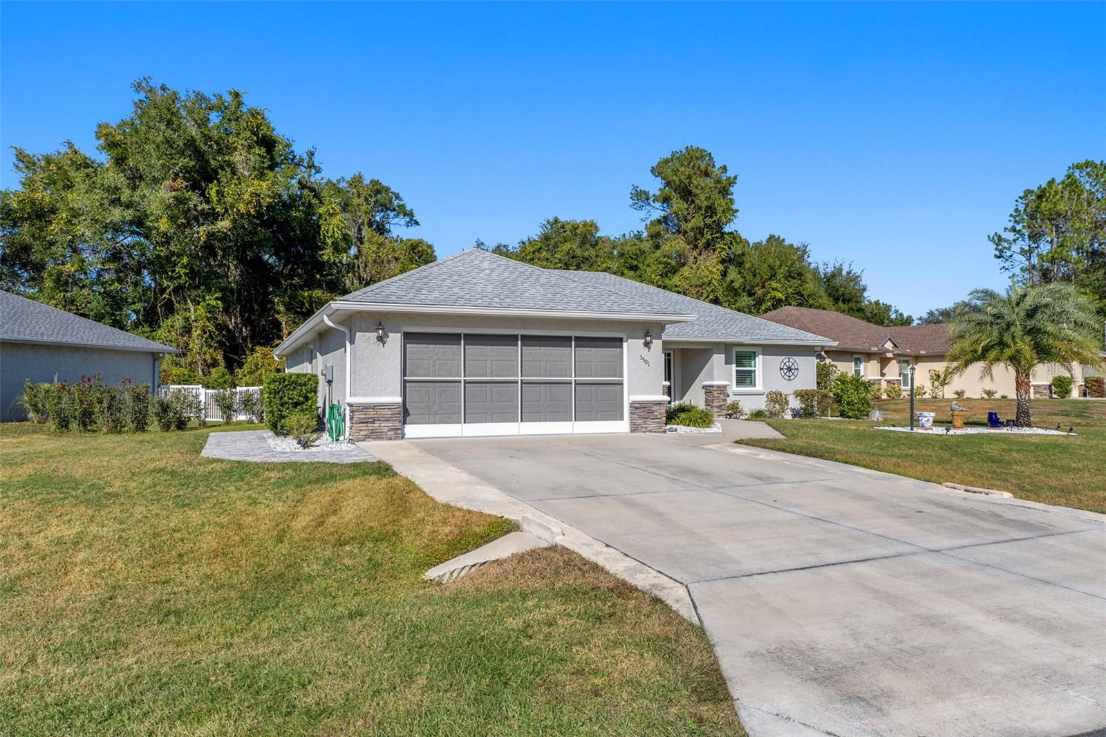 CANTERBURY LAKE ESTATES SECOND ADD - Residential