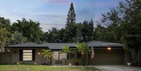 Photo of 2199 Blue Tern Drive, Palm Harbor, FL 34683 (MLS # TB8398713)