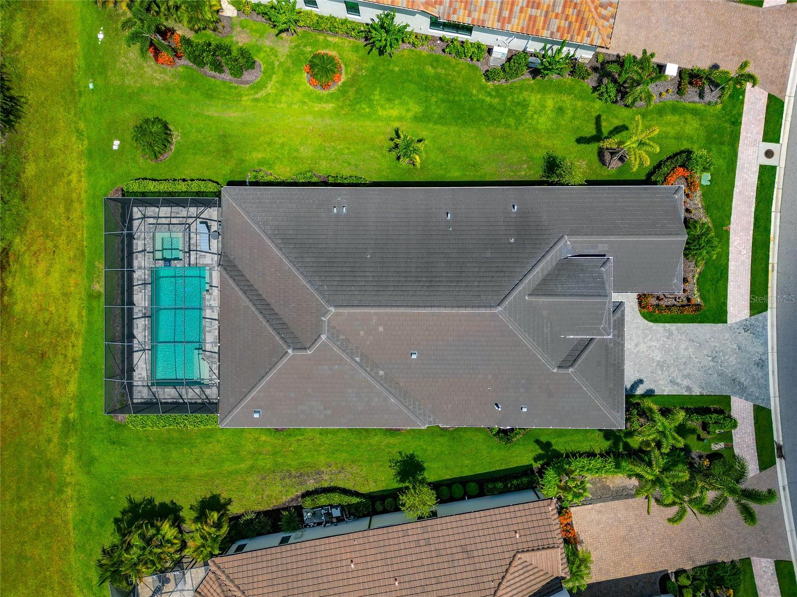 COUNTRY CLUB EAST - Residential