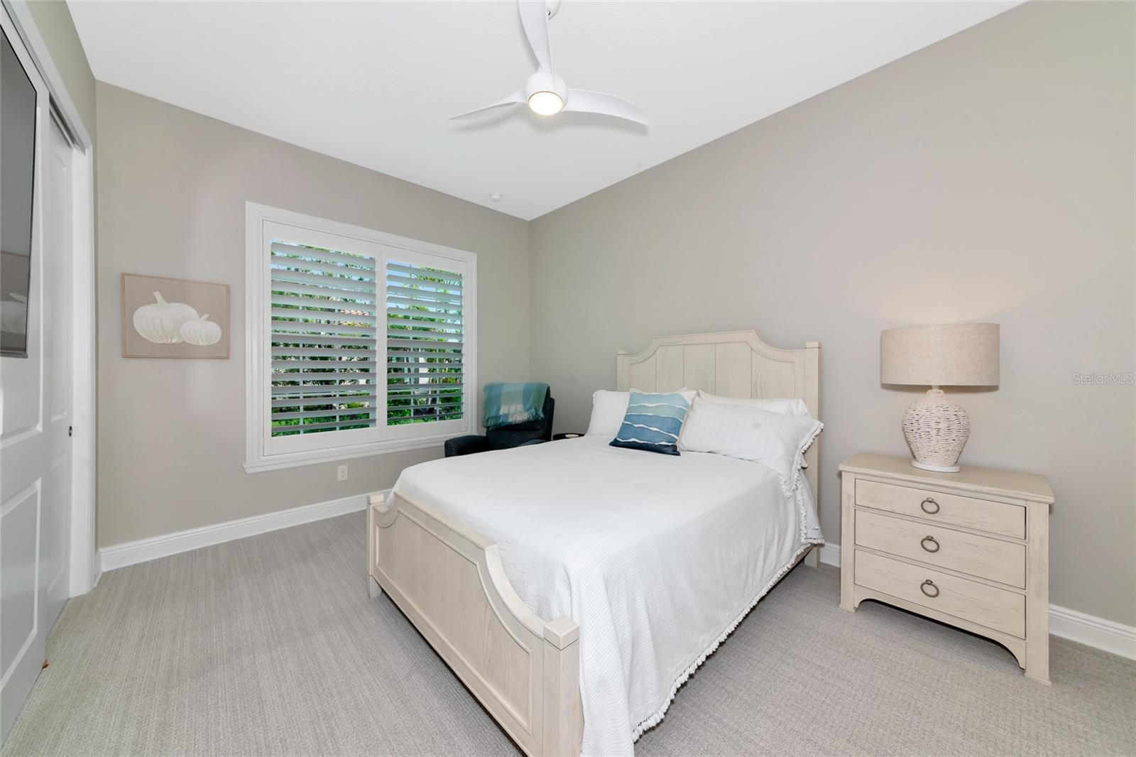 COUNTRY CLUB EAST - Residential