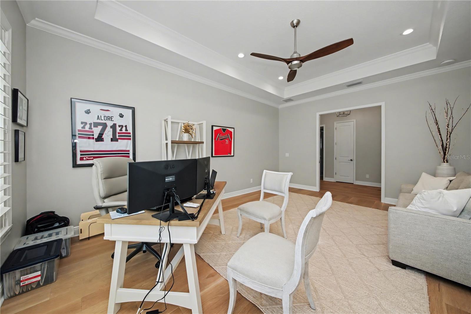 COUNTRY CLUB EAST - Residential