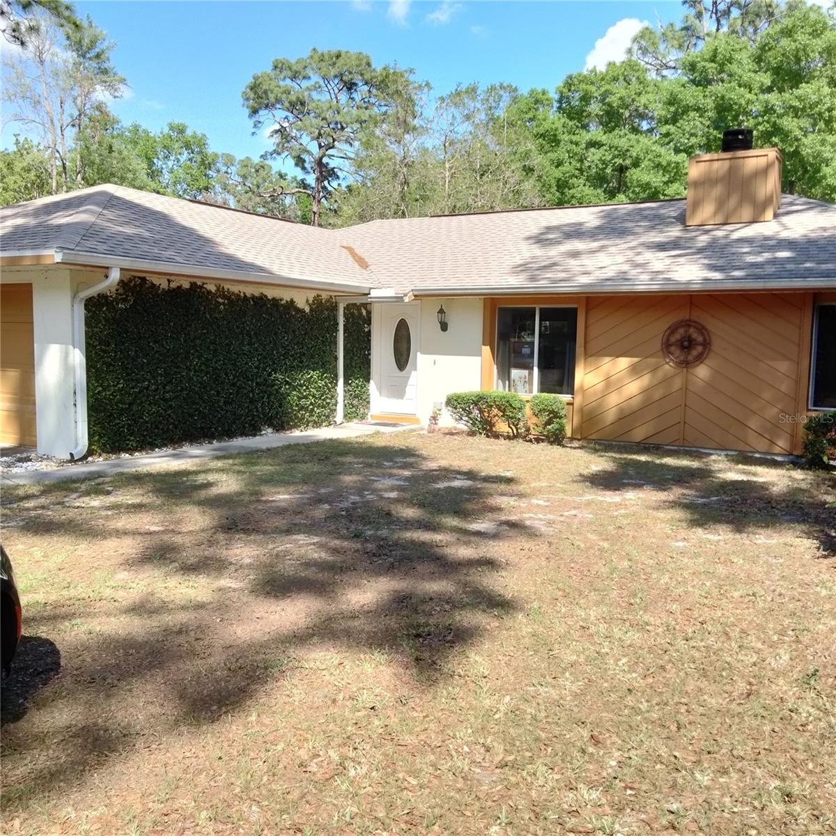 805 HEMLOCK DRIVE