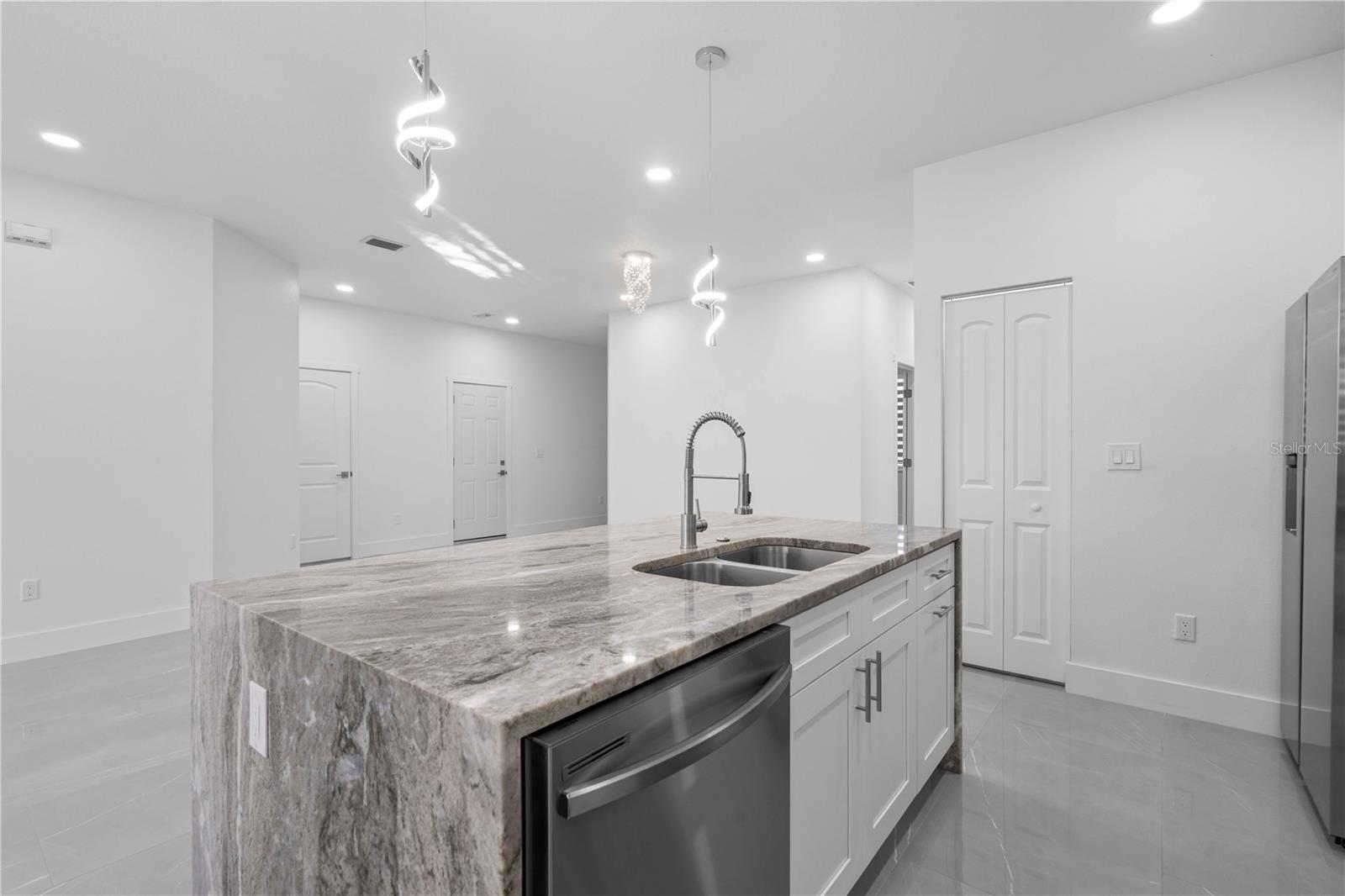 SUNILAND 2 - Residential