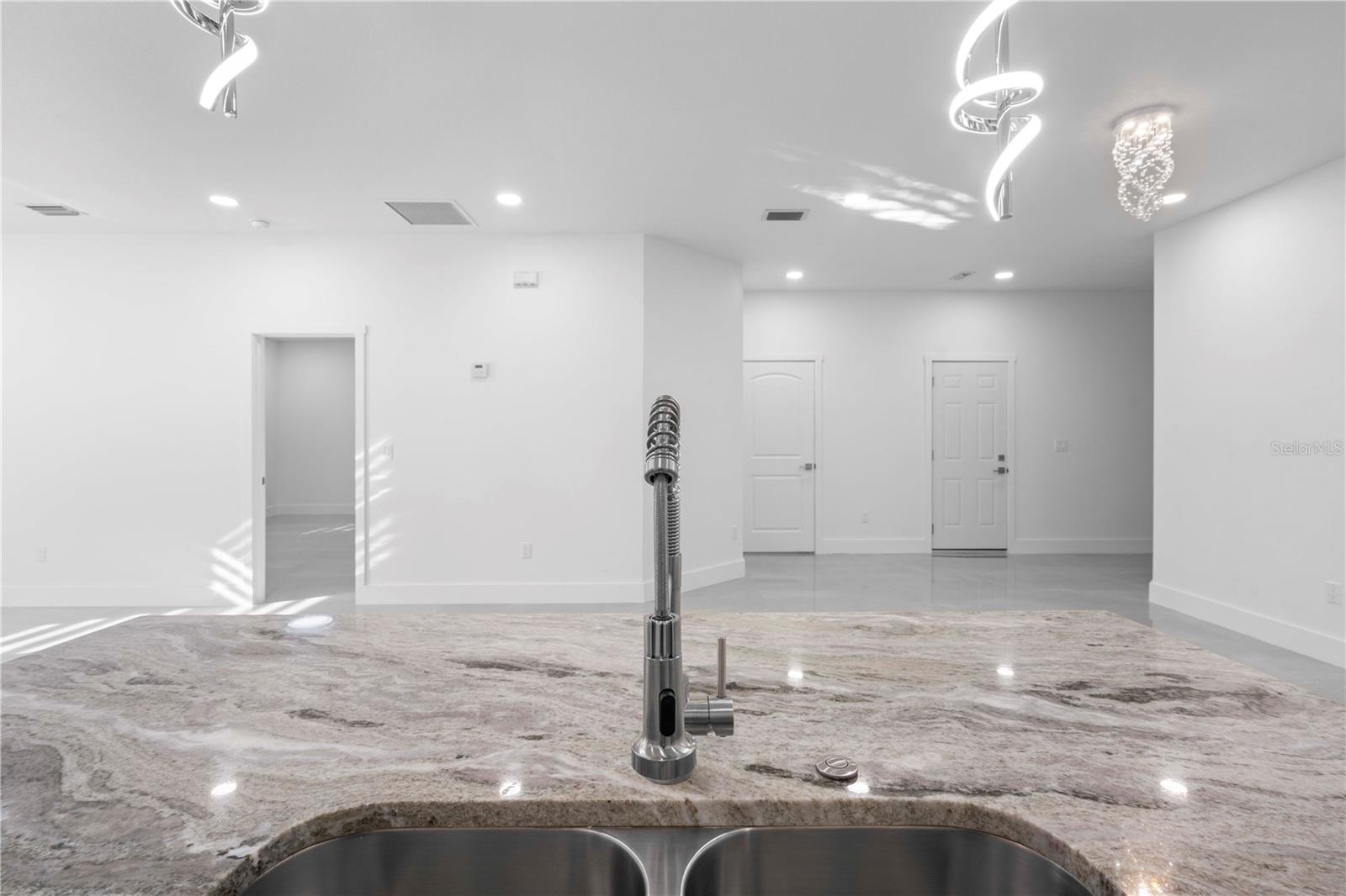 SUNILAND 2 - Residential