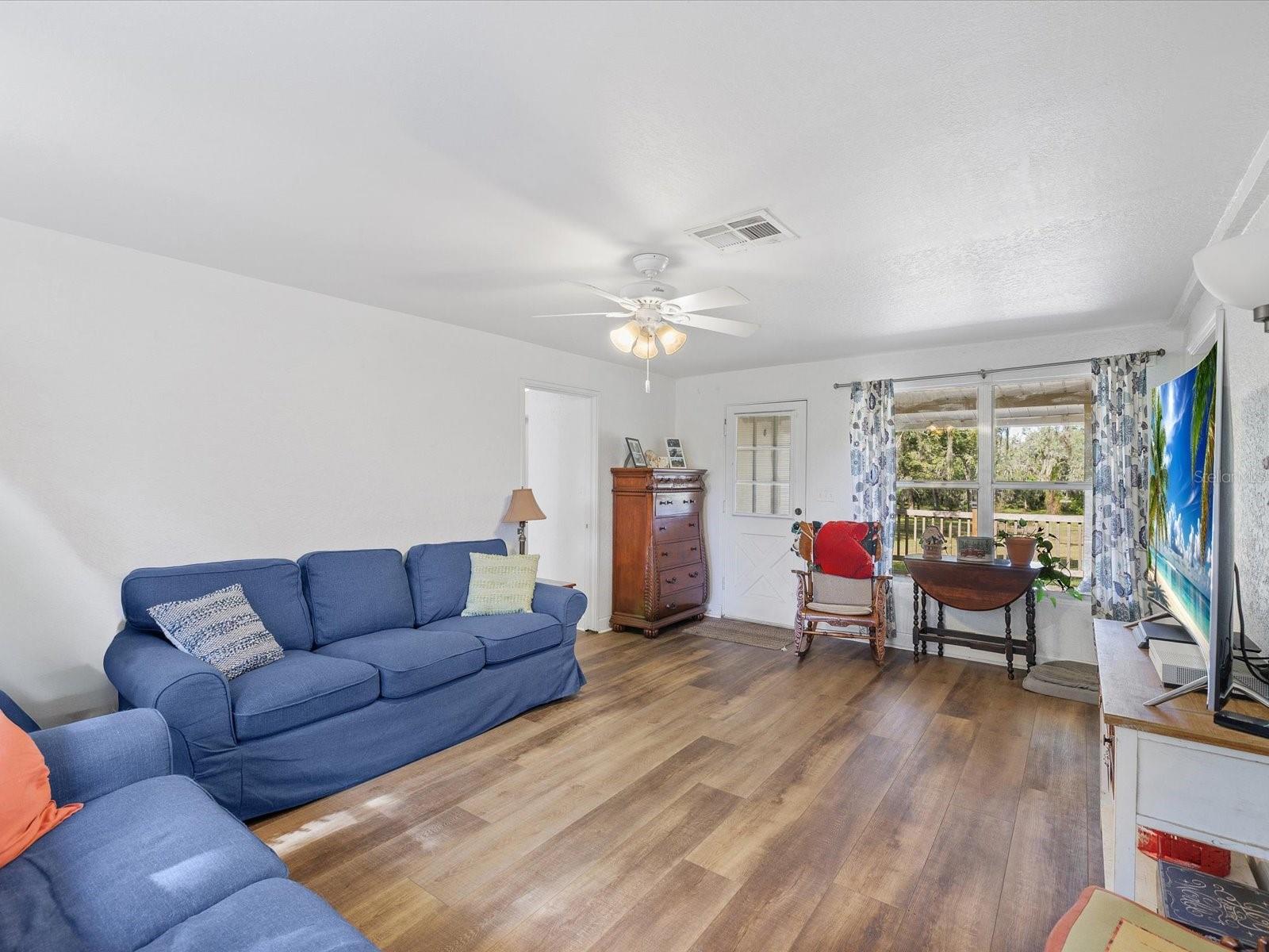 36228 CLINTON AVENUE