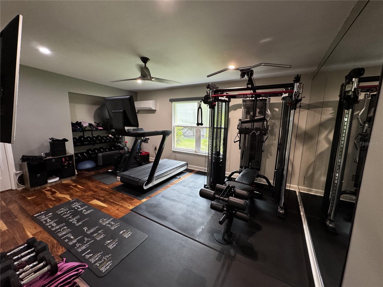 SWEETWATER OAKS - Residential