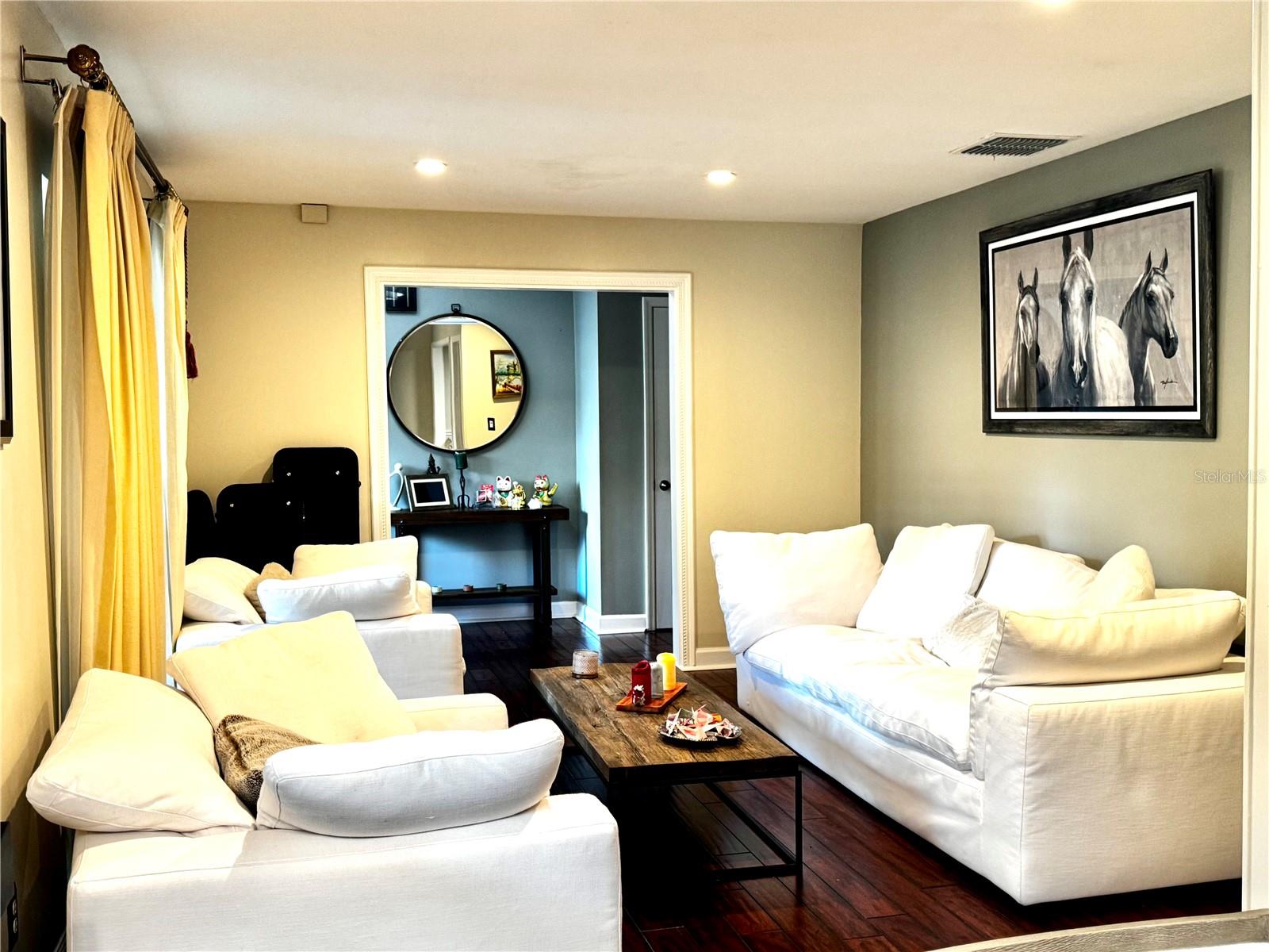 414 TIMBERCOVE CIRCLE