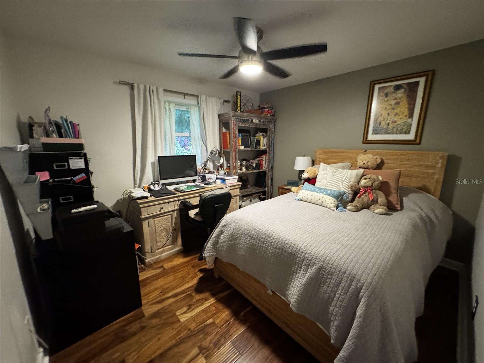 SWEETWATER OAKS - Residential