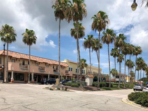 A home in VENICE