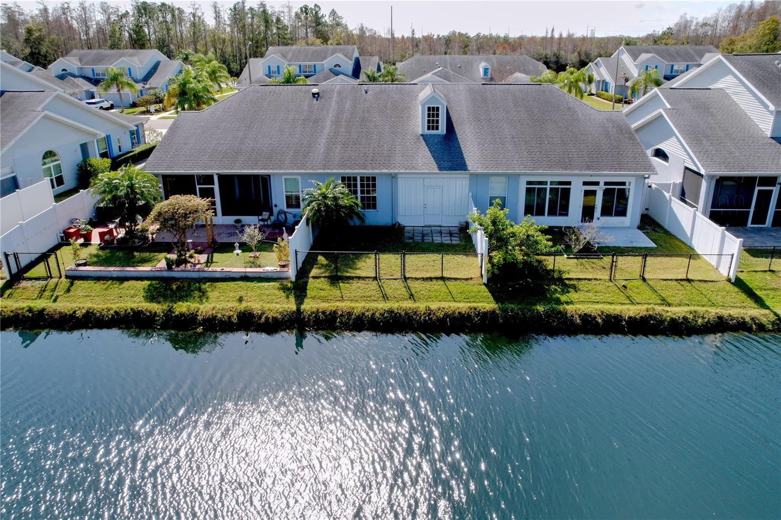 SUN KETCH TWNHMS AT CYPRESS LAKES - Residential