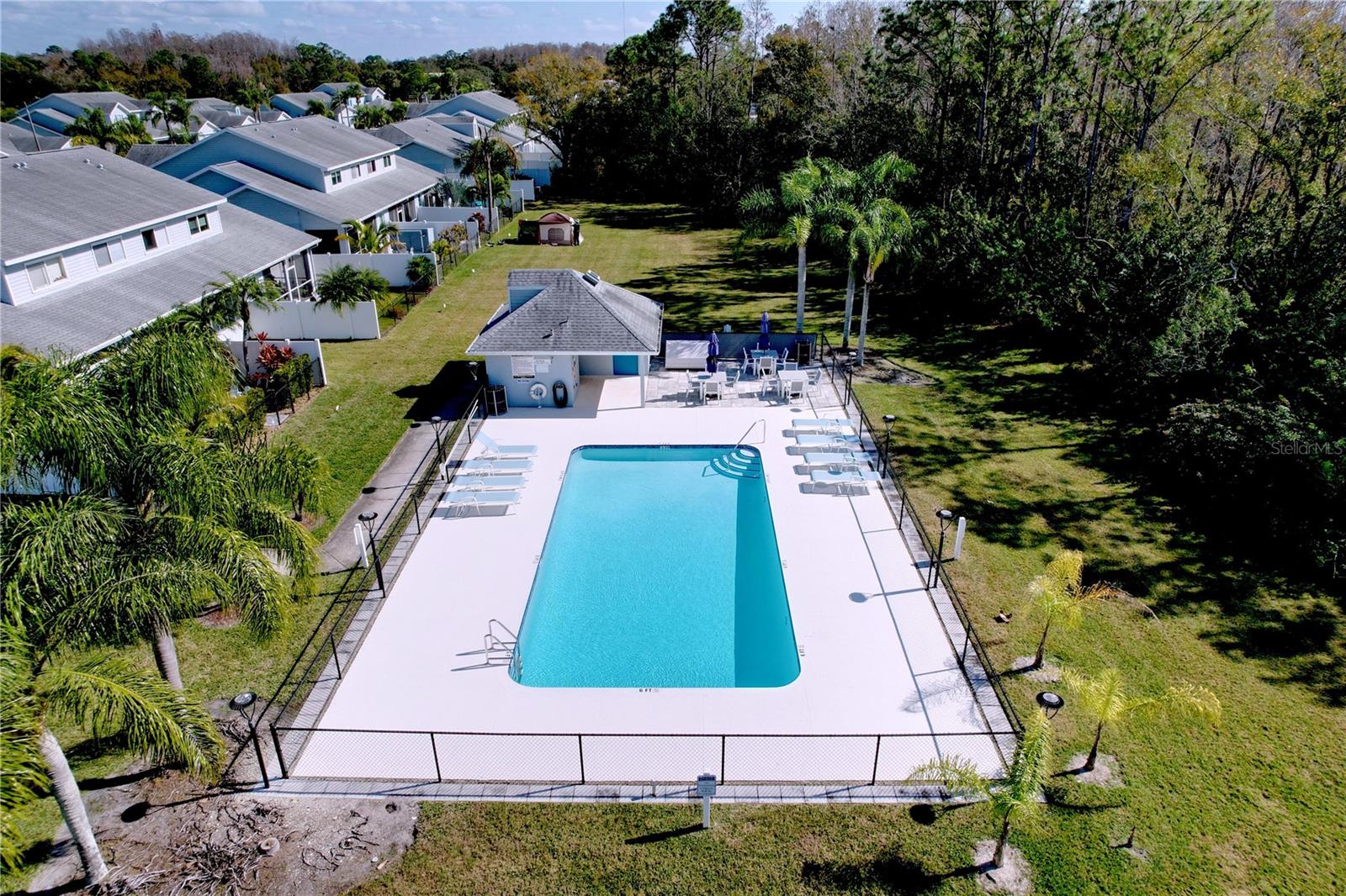 SUN KETCH TWNHMS AT CYPRESS LAKES - Residential