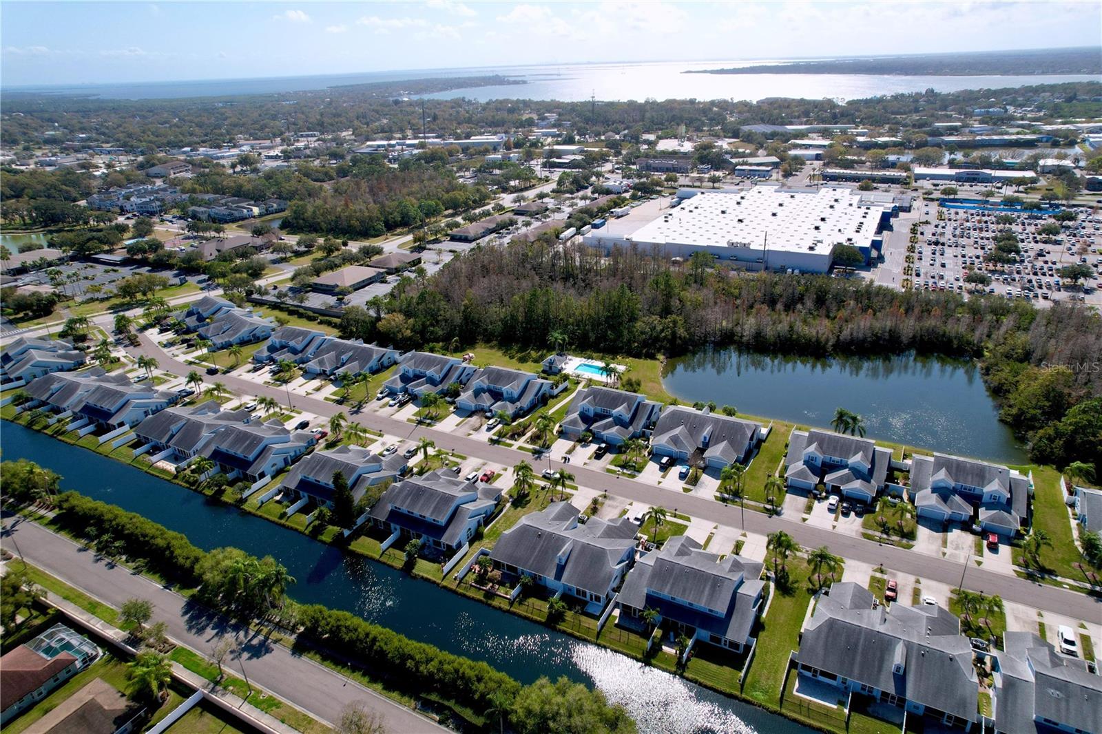 SUN KETCH TWNHMS AT CYPRESS LAKES - Residential