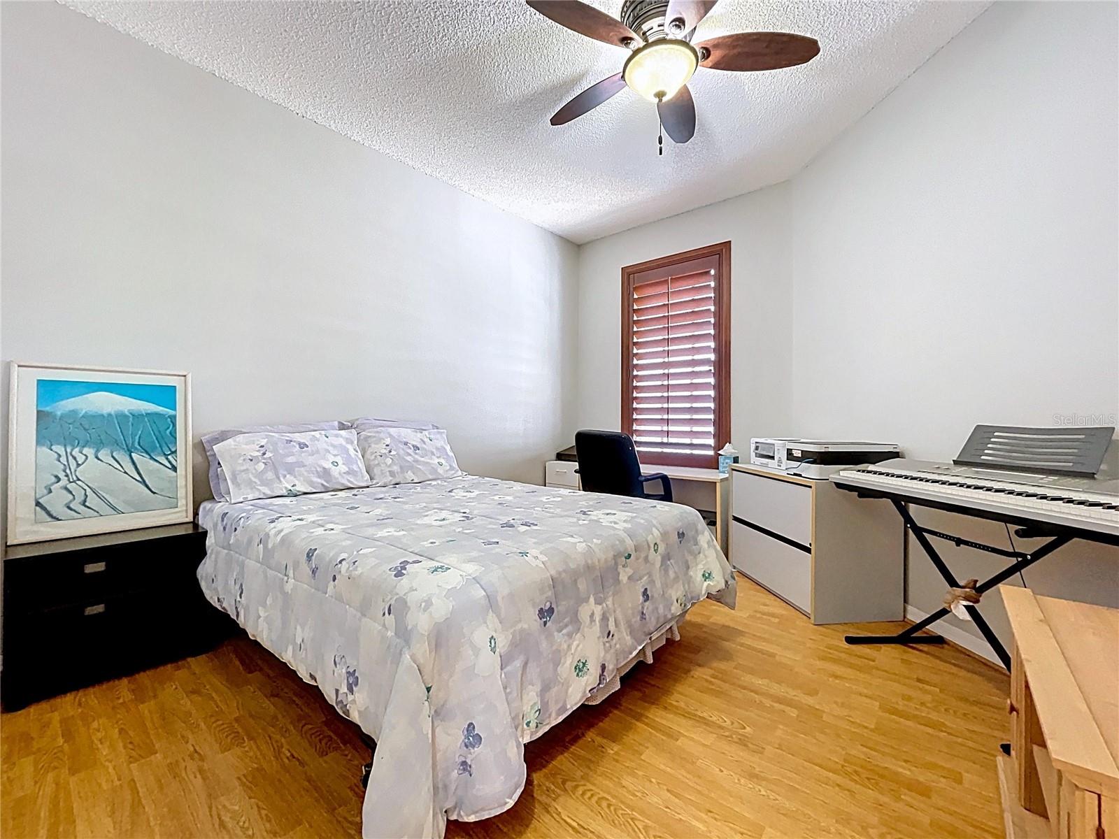 SUN KETCH TWNHMS AT CYPRESS LAKES - Residential