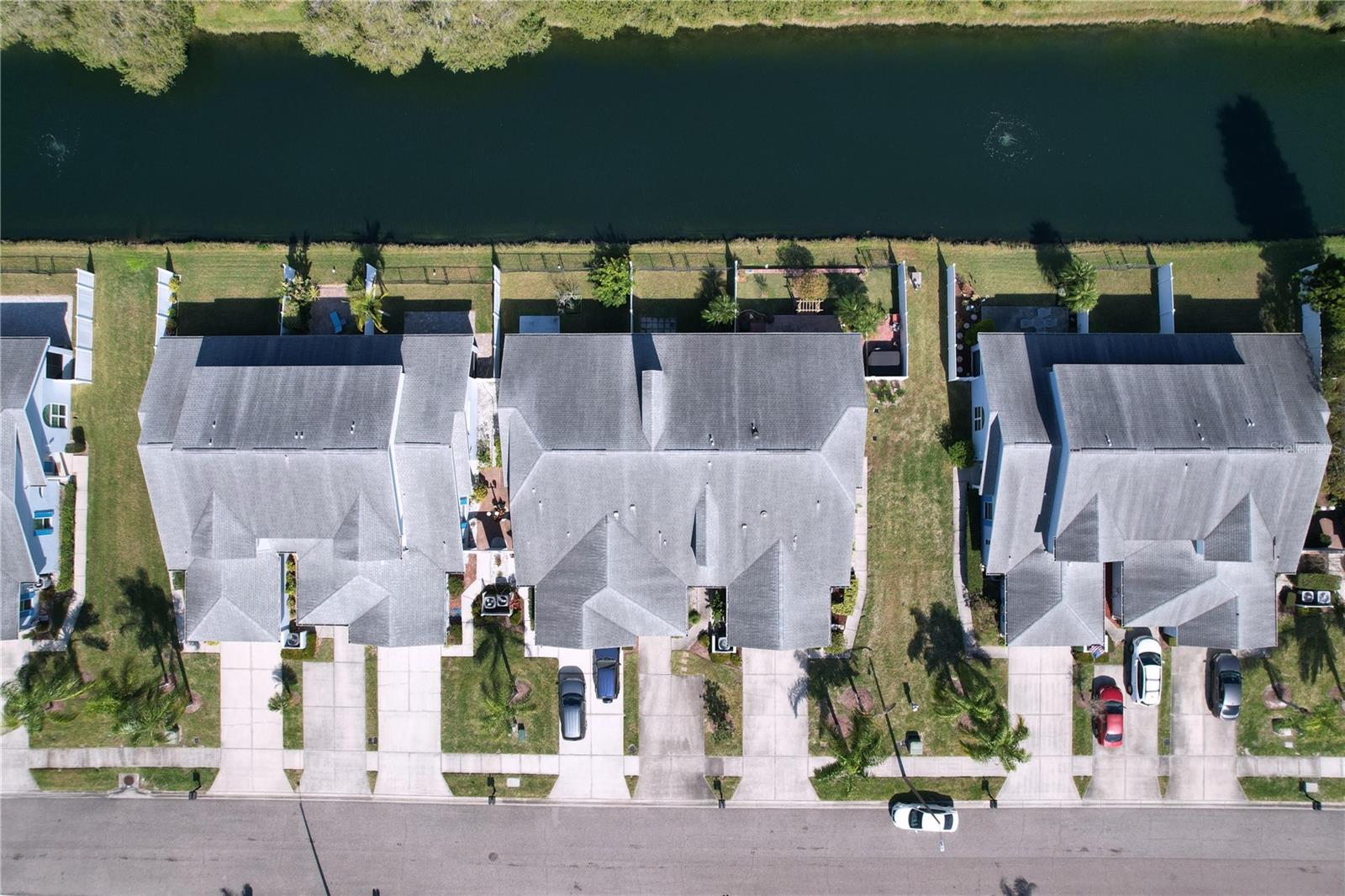 SUN KETCH TWNHMS AT CYPRESS LAKES - Residential