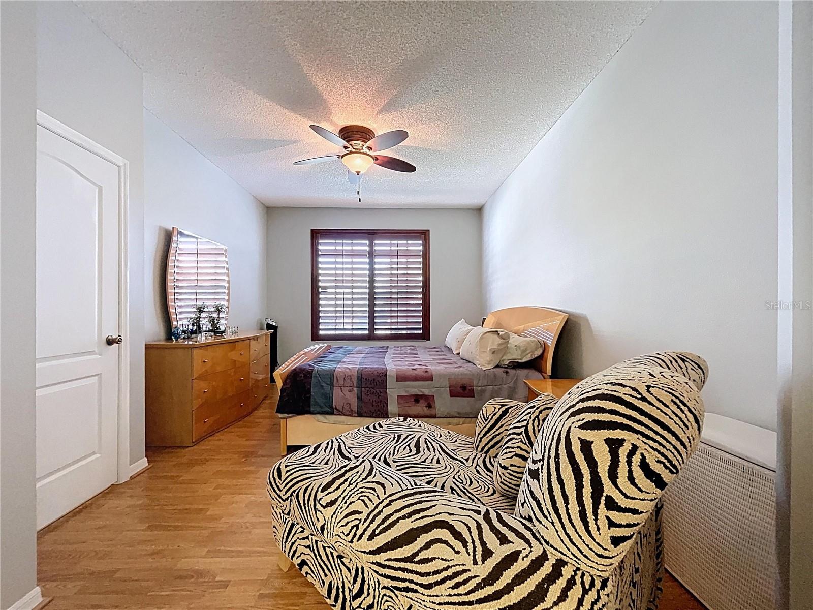 SUN KETCH TWNHMS AT CYPRESS LAKES - Residential