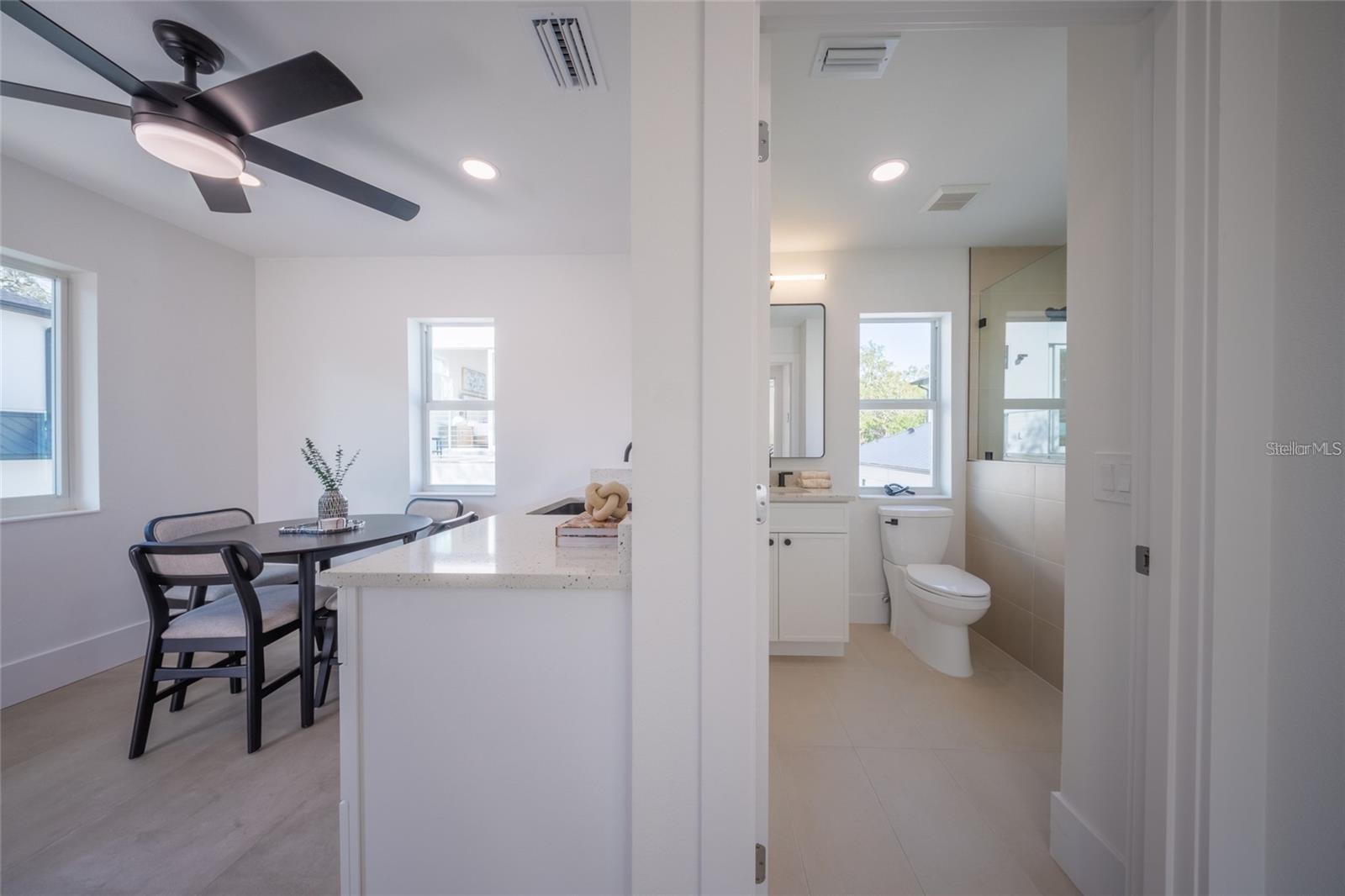 RUSTIC LODGE - Residential